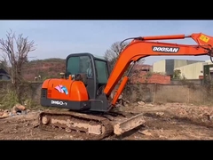 DOOSAN excavadora pequeña con 5,76 metros de altura máxima de vertido para un funcionamiento eficiente