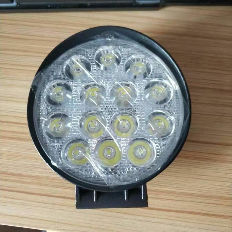 Luzes de excavadora LED de 48w 12V 24V Excavadora de automóviles de camiones Luz de trabajo