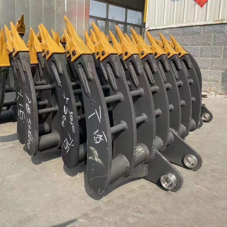 Excavadora personalizada Raquetas de limpieza de tierras de 1 a 50 toneladas Excavadora Q355B