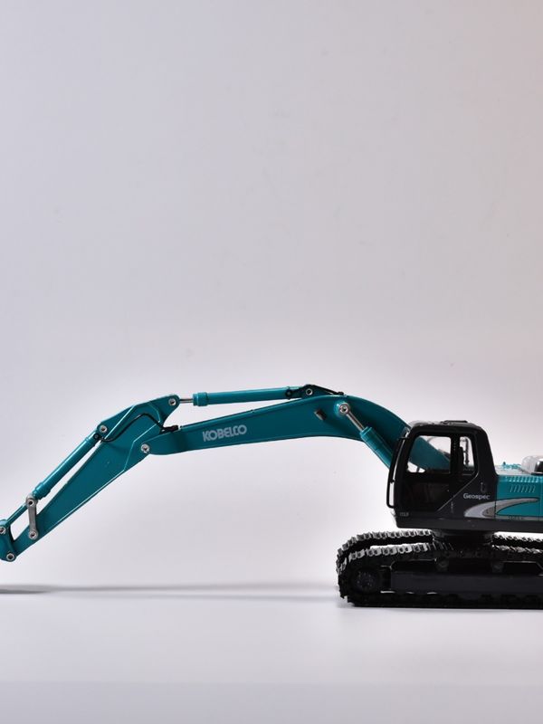 Excavadora de acero Shen modelo SK200 KOBELCO simulación original de aleación de metal decoración de automóviles no juguetes