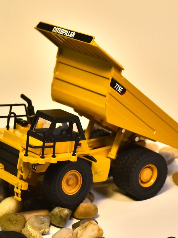 NORSCOT CAT775E camión de basura 1/64 escala de aleación moldeado modelo de vehículo de colección