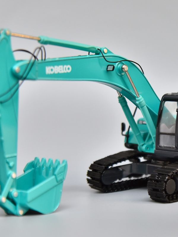 KOBELCO SK330 excavadora de aleación modelo 1/50 a escala de metal juguete de colección de decoración