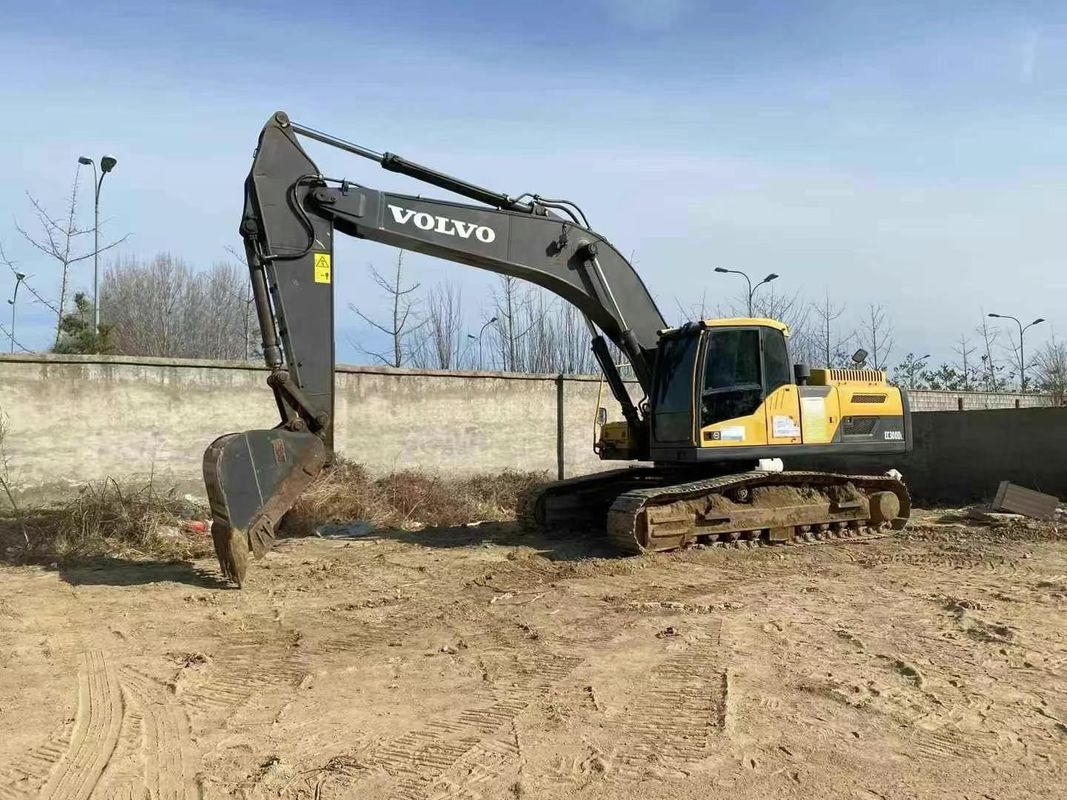 Excavadora EC300DL usada confiable para la construcción y la minería Equipo pesado de trabajo de tierra