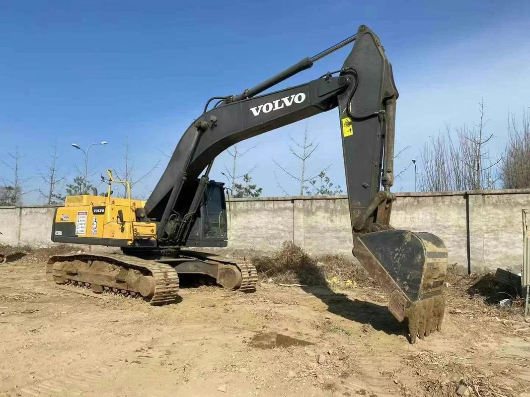 Excavadora EC300DL usada confiable para la construcción y la minería Equipo pesado de trabajo de tierra