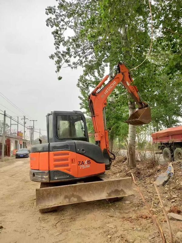 Usado Hitachi ZX75-US Excavadora 7.5 toneladas Mini Excavadora maquinaria de construcción en buenas condiciones