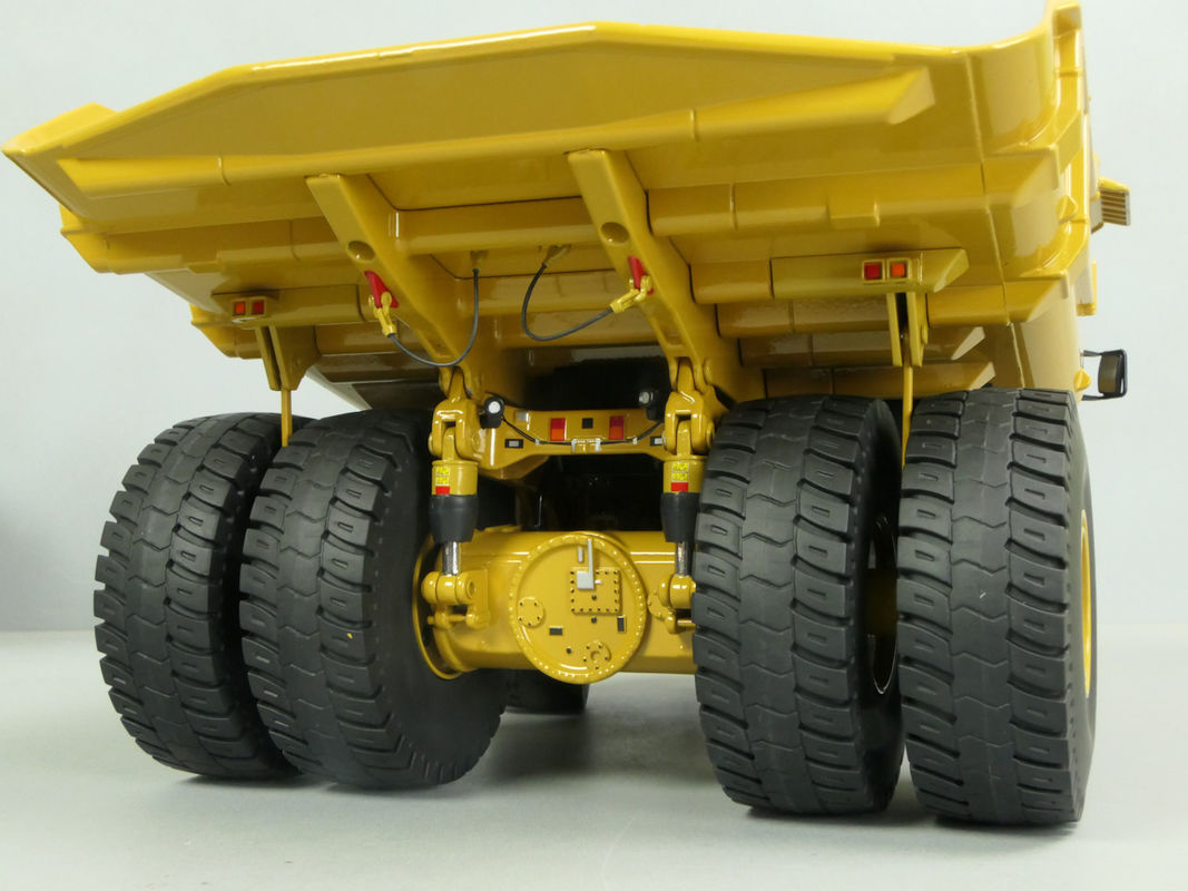 DM Nuevo en escala 1:50 CAT 797F Gran camión de descarga de minería modelo 85655