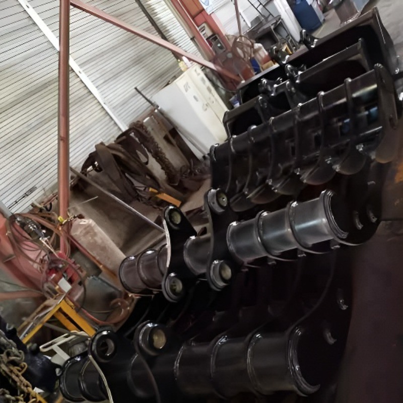 Accesorio de construcción OEM de cuchara rastrillo para excavadora de 10 toneladas PC100-6 de alta calidad y personalizada