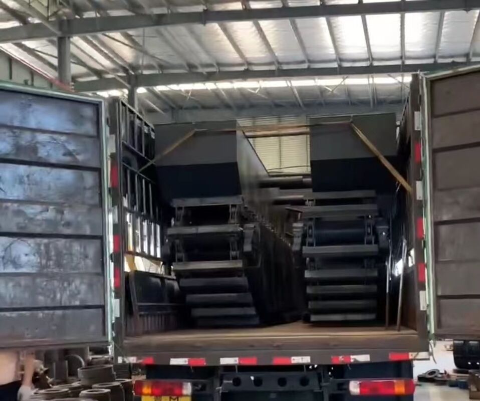 Personalización de 20 toneladas de excavadoras anfibias Pontoones Chasis flotante para proyectos de terreno blando de humedales